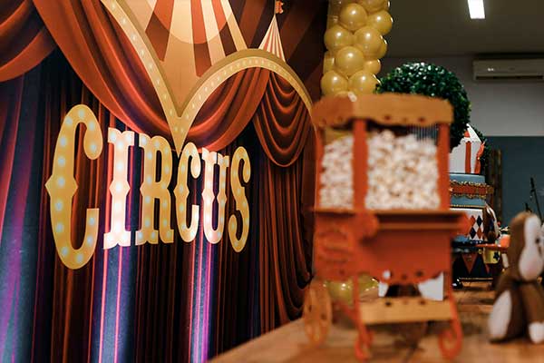 circus decorative wall